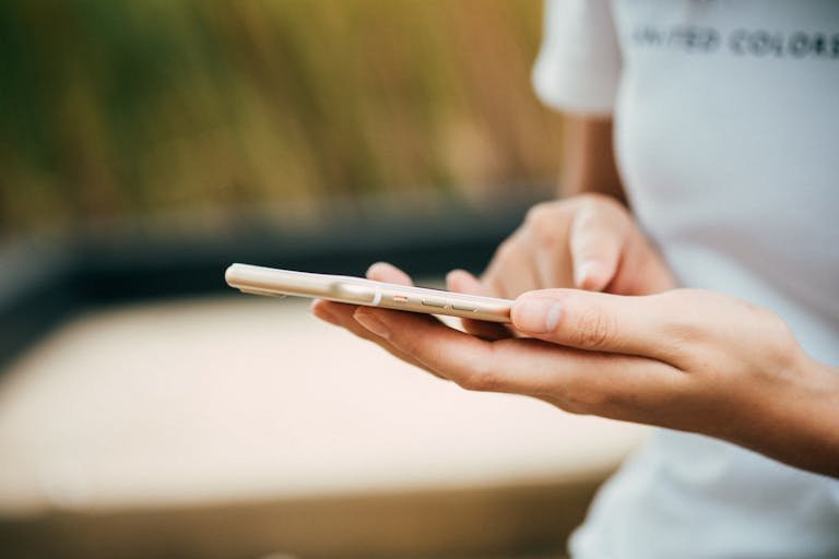 Mobile Apps and Tech Reviews Hub
